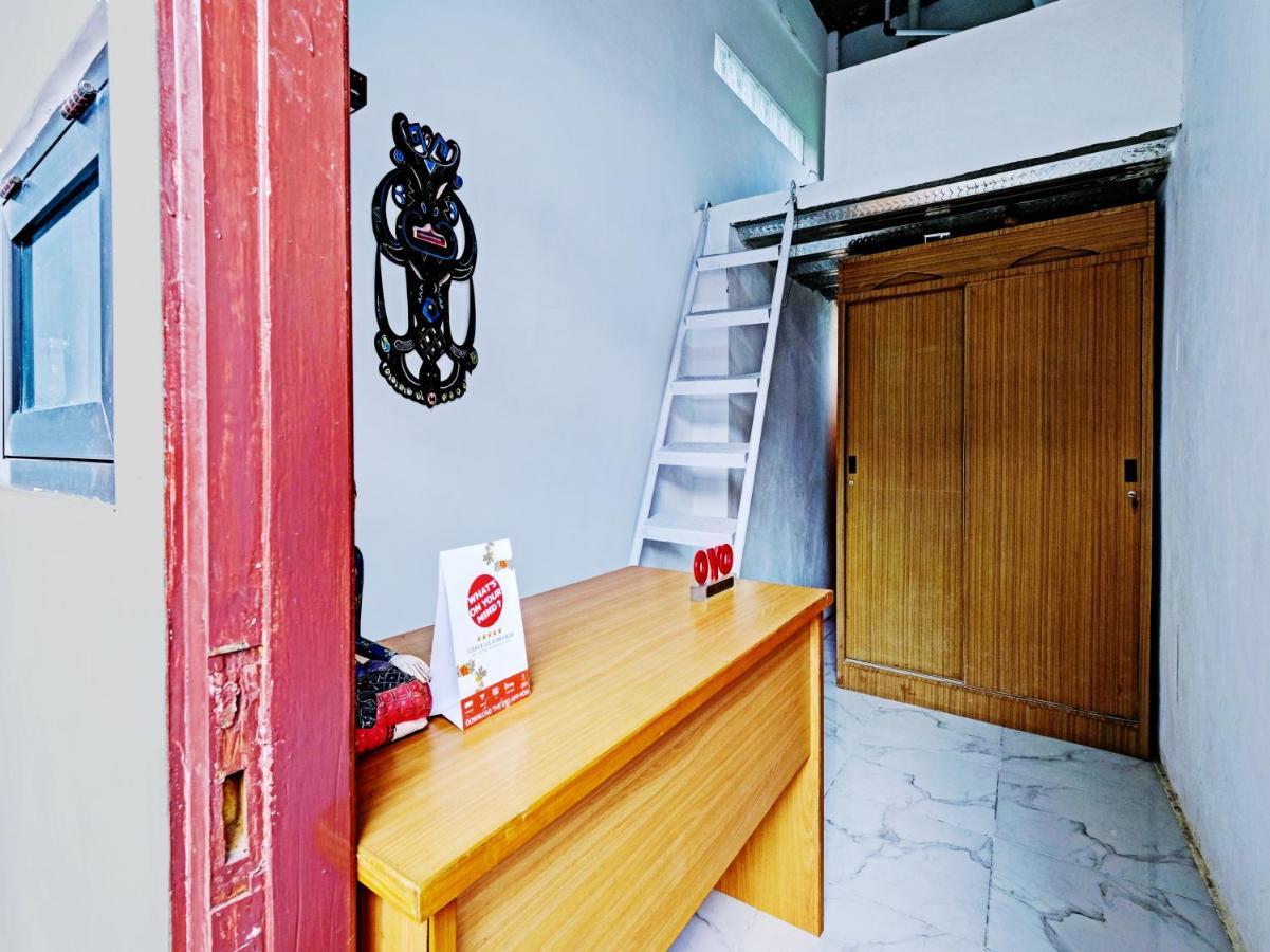 Oyo 90325 Pondok Dnayu Syariah Jarakan Buitenkant foto